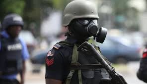 BREAKING: Pandemonium As Yahoo Boys Engage Police in Shooting match, one feared dead
