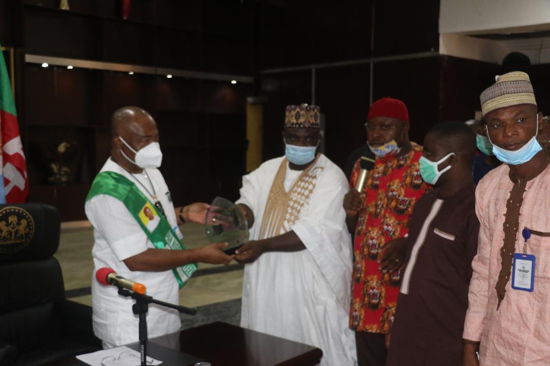 Uzodimma Gets Bridge Builder, Pan-Nigerian Award
