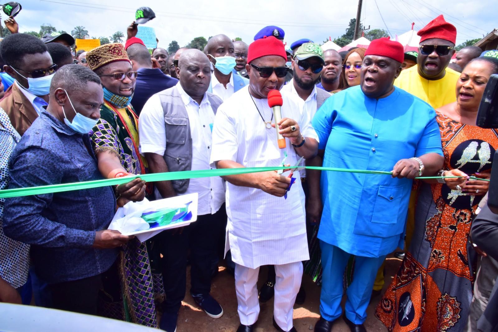 Uzodimma Flags Off 12km Awo-Omamma-Okwudor Road Construction