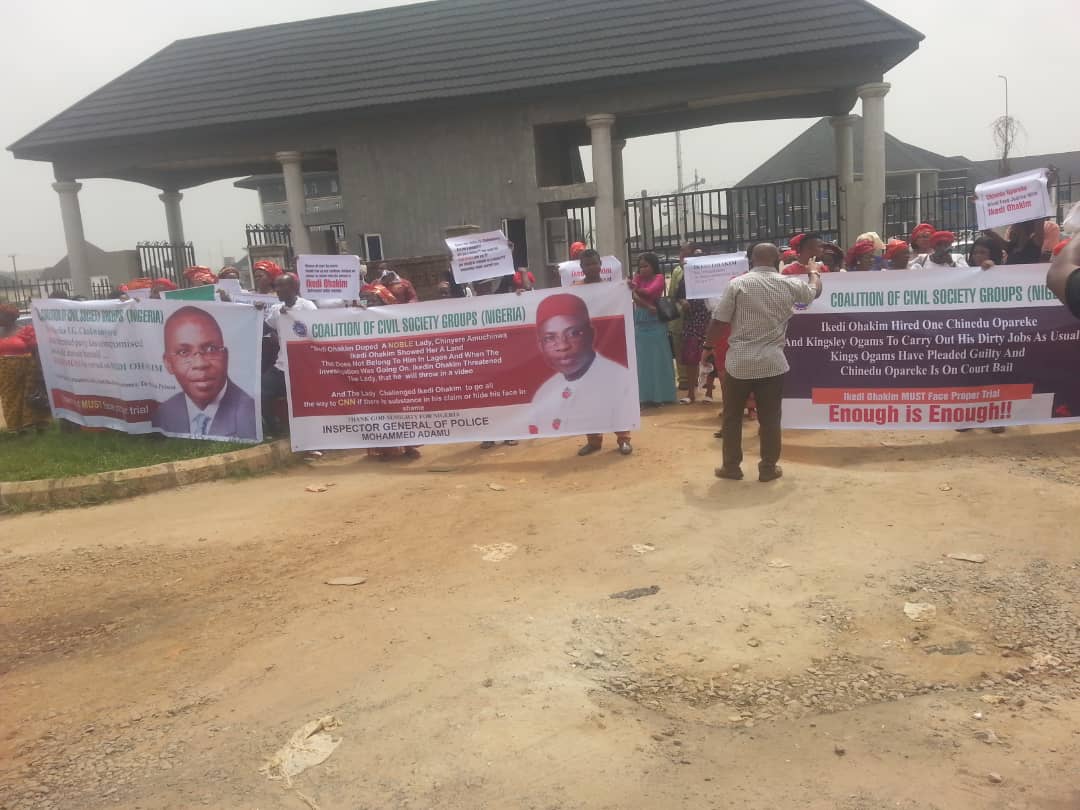 How Protesting Women Halted Ohakim - Amuchinwa Court Sitting In Owerri