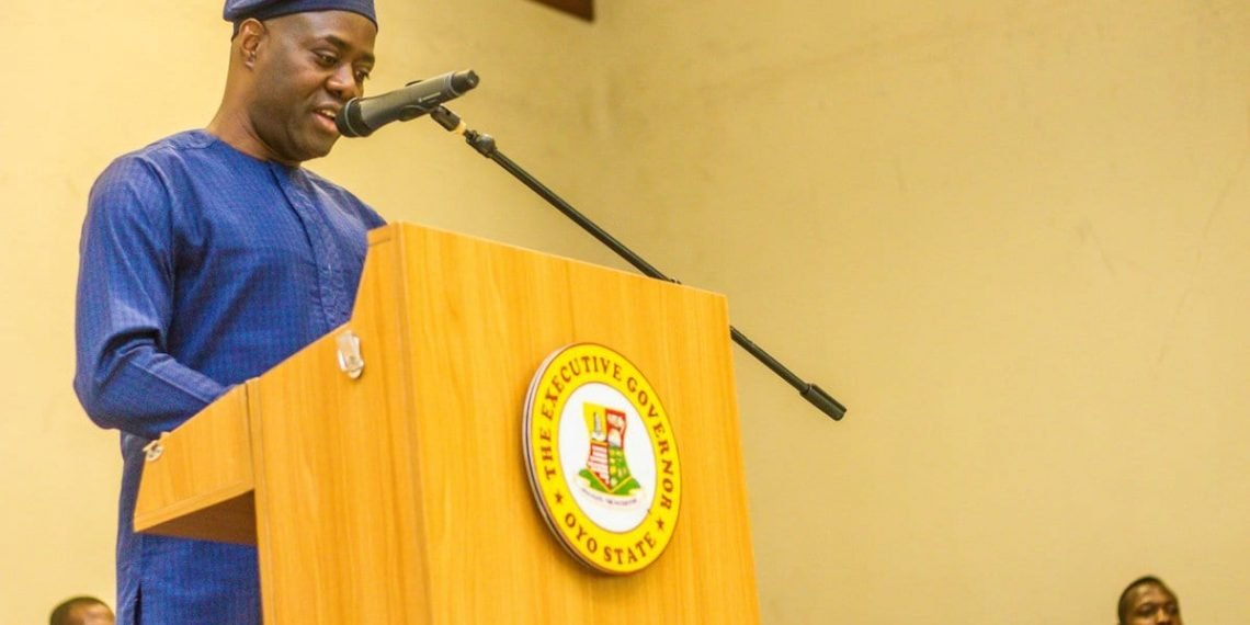 JUST IN: Makinde Receives Service Chiefs In Ibadan