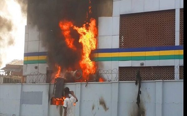 Gunmen Attack, Raze Imo Police Station