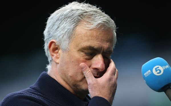 Tottenham Sack Jose Mourinho