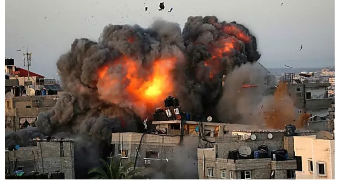 Israel, Hamas Agree On Truce To End 11-Day Conflict In Gaza - Bloomberg