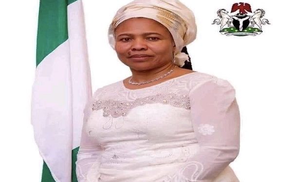 Buni, Uzodimma, Yahaya Bello, Sylva storm Abia for Emenike’s mother-in-law’s burial