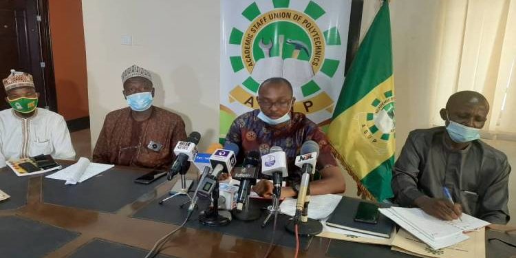 JUST IN: Polytechnic Lecturers Suspend Strike