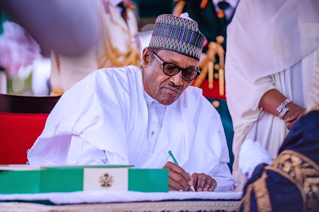BREAKING: Buhari Seeks Senate’s Approval Of N895bn Supplementary Budget
