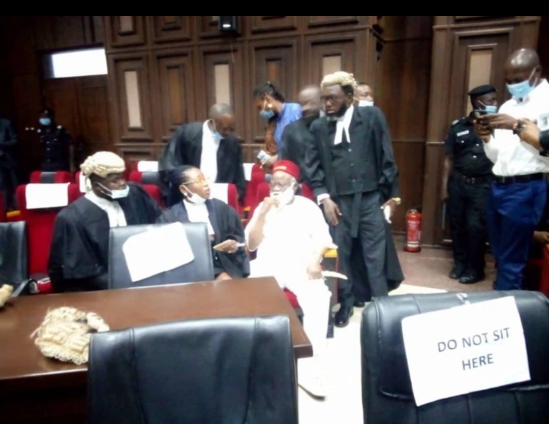 Ex-Anambra Governor Ezeife Storms Fed. High Court for Nnamdi Kanu's Trial  -  PICS