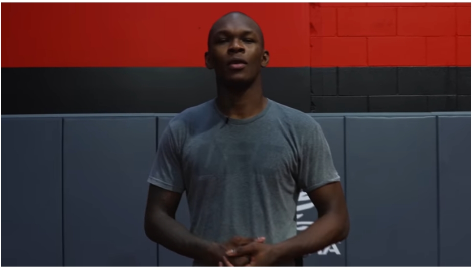 VIDEO: UFC middleweight champion Israel Adesanya breaks down feint techniques