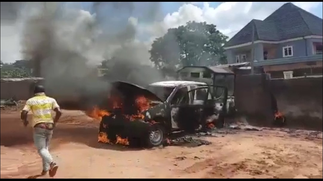 BEAKING: Gunmen Kill Policemen, Civilians In Anambra