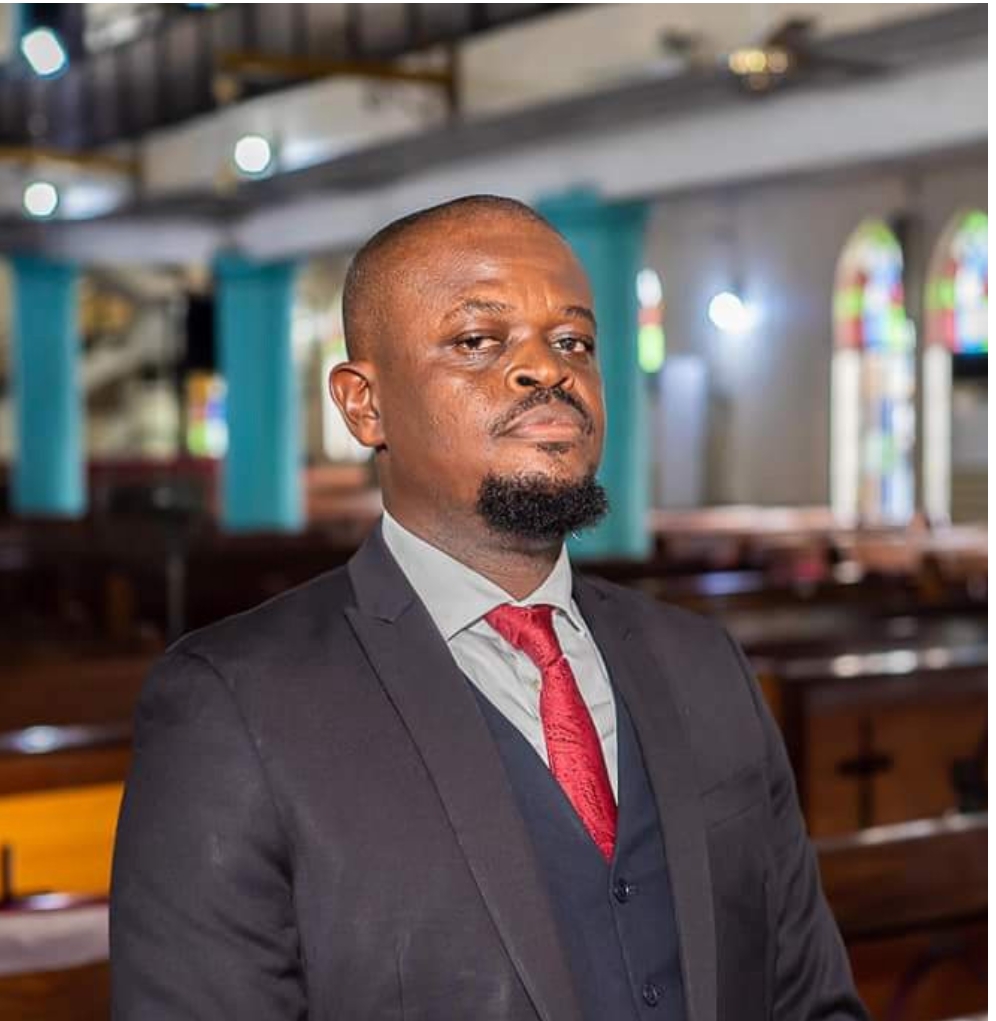 Media Aide Electrocuted While Answering Call With His charging Phone One Month After Wedding, One Day Active On Facebook
