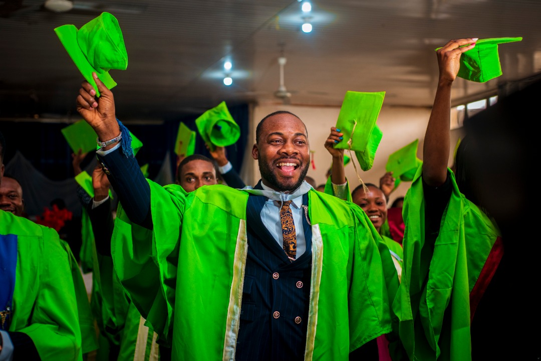 Uzodimma's 'New Media' Aide, Paul Ezeafurukwe Inducted As Medical Doctor