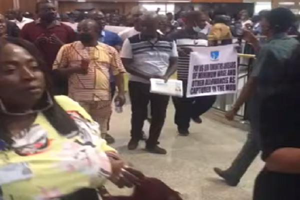 JUST IN: Workers Defy Management, Picket National Assembly Complex For 2Hrs