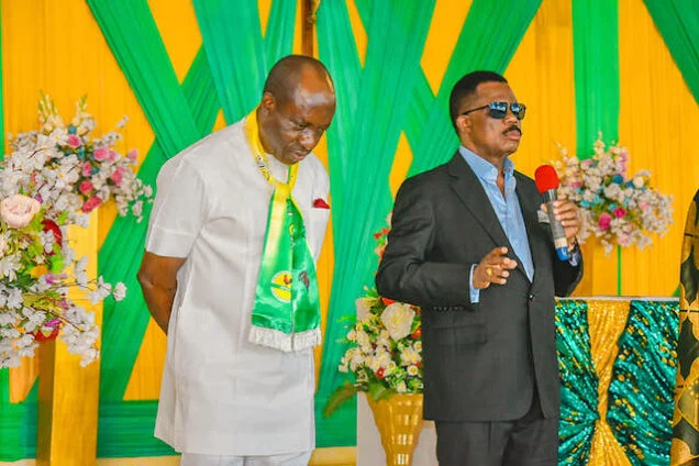  Obiano leaves Soludo’s Inauguration Venue As Dignitaries Scramble For Entrance