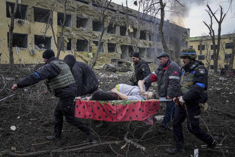 Ukraine: Pregnant Woman, Baby Die After Russian Attack on Maternity Hospital