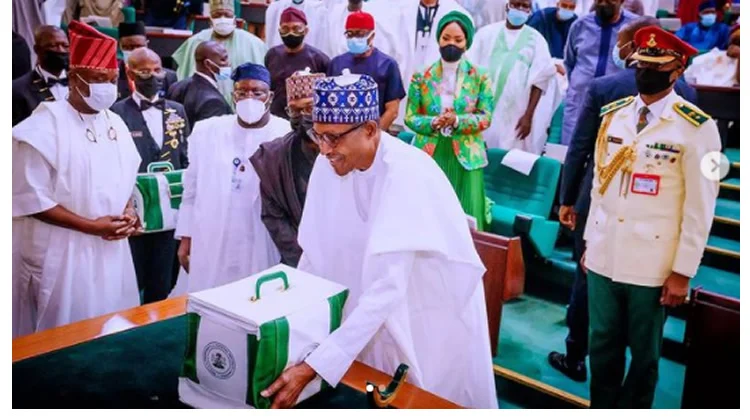 National Assembly Passes Amendment To 2022 budget, Approves N965.42bn Borrowing