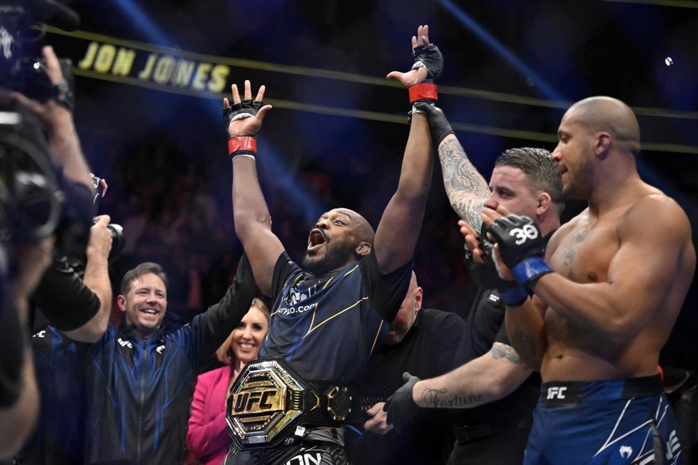 UFC 285: Jon Jones Returns With A Bang, Wins UFC Heavyweight Title Against Gane In 1st Round