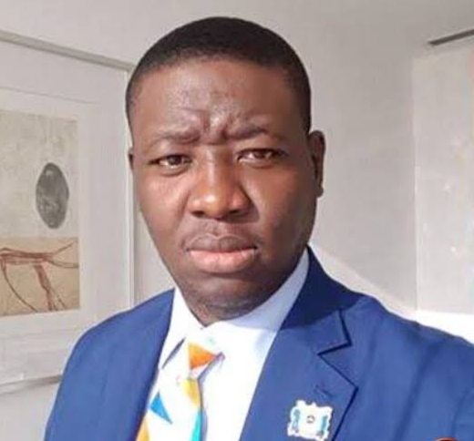 In The Name Of Jesus! I Millions Selling Wristband, Rubber To Be Precise To Church Members — Leke Adeboye