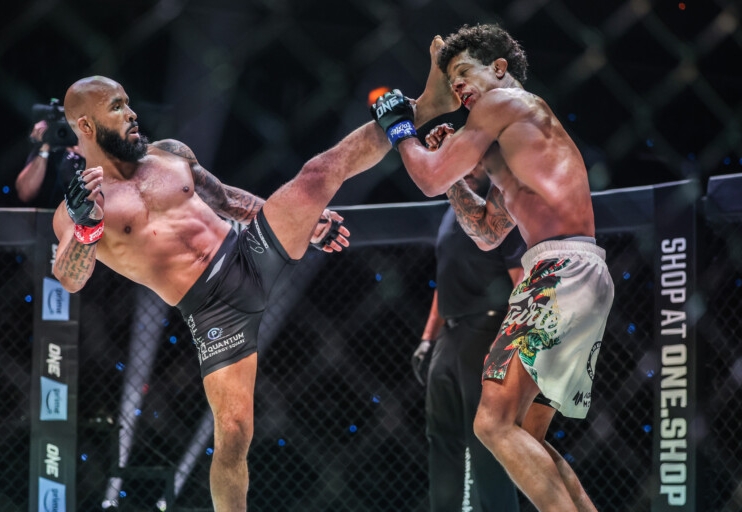 ONE Fight Night 10: Demetrious Johnson Retains Flyweight Title, Undecided On Retirement (VIDEOS)