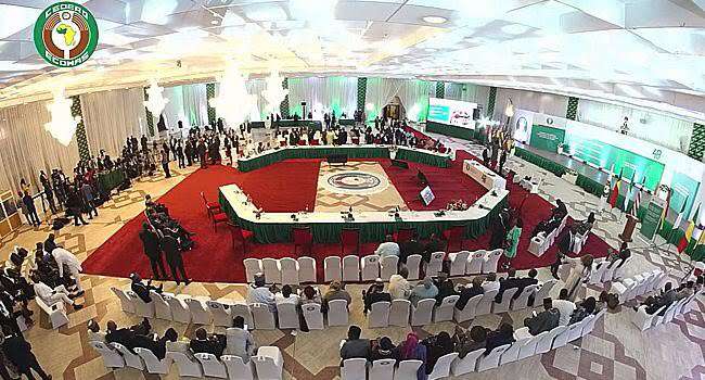 BREAKING: Fear As ECOWAS Declares War, Orders Immediate Standby Of ECOMOG Force For Possible Invasion Of Niger Republic To Restore Democracy