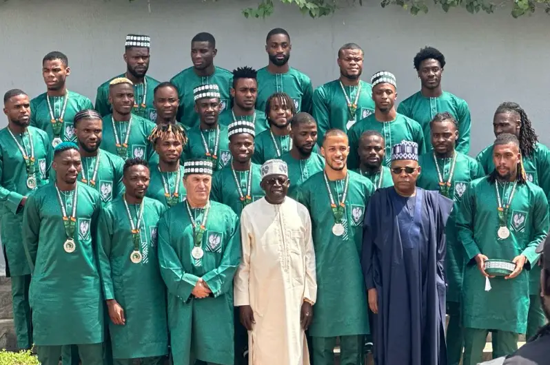 President Tinubu Hosts Super Eagles, Rewards Team With National Award, Plots Of Land, Flats In FCT