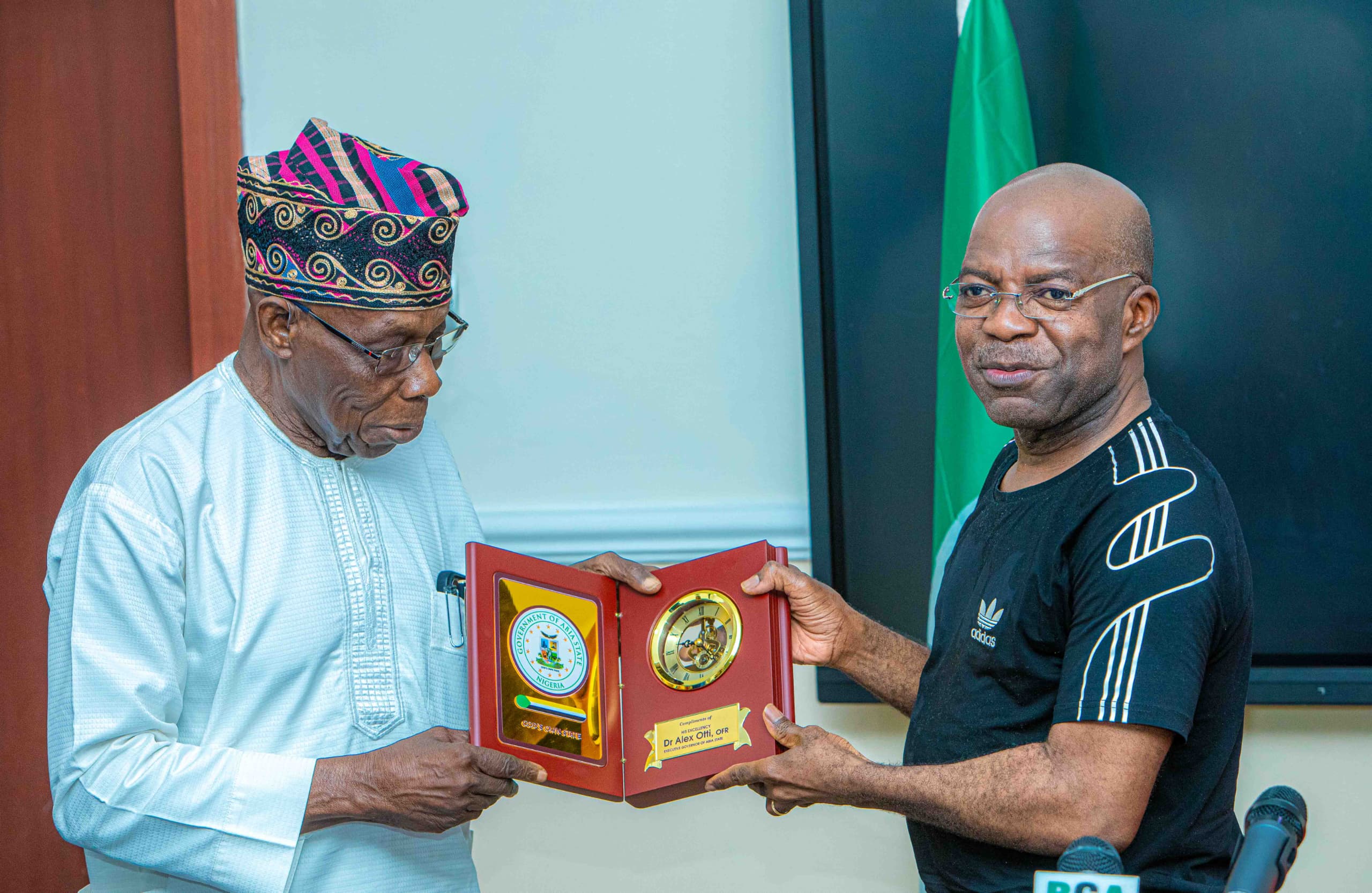 Former President  Obasanjo Visits Abia Gov, Commends Him On Abolition Of Pensions For Govs, Deputies