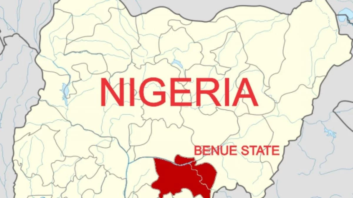 Tears and Outrage in Benue as Dangote Truck Crushes Sienna, Kills Baby and Others Near NYSC Camp