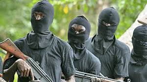 Heavy Gunfire Rocks Ekwulobia This Morning as Residents Flee—Police Confirm Two Civilians Dead, One Attacker Neutralised