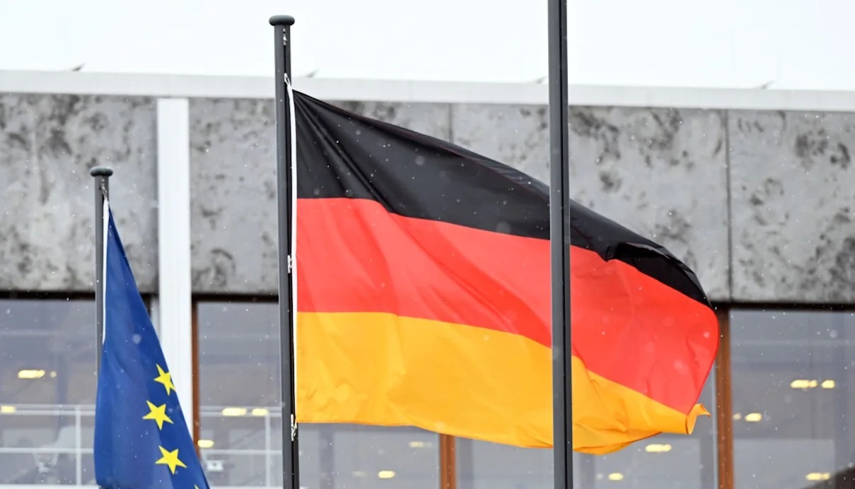Germany Calls For Increased Pressure On Russia Fir Cradr Fire Amid  Trump–Zelenskyy Meeting
