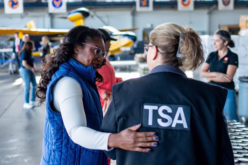 Winners and Losers: Over a Million Federal Workers Go Unpaid as US Government Shutdown Deepens