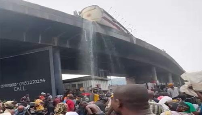 Apapa Traffic Eases After Diesel Tanker Overturns on Tincan–Liverpool Bridge
