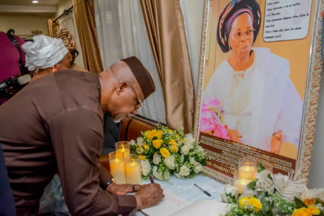Ogun Governor Sets Up Committee for State Burial of Former First Lady Lucia Onabanjo