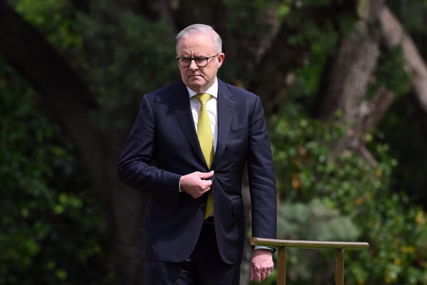 Australian Prime Minister Evacuated After Bomb Threat Linked to Opponents of China-Banned Group