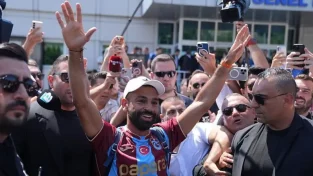 Mohamed Salah Joins Trabzonspor on Free Transfer, Signs Two-Year Deal After Liverpool Exit
