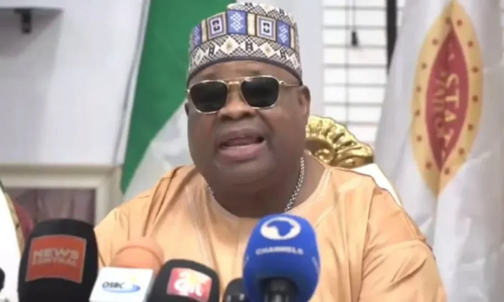 Adeleke Arrives Abuja for APC Presidential Campaign Council Inauguration Ahead of 2027 Elections